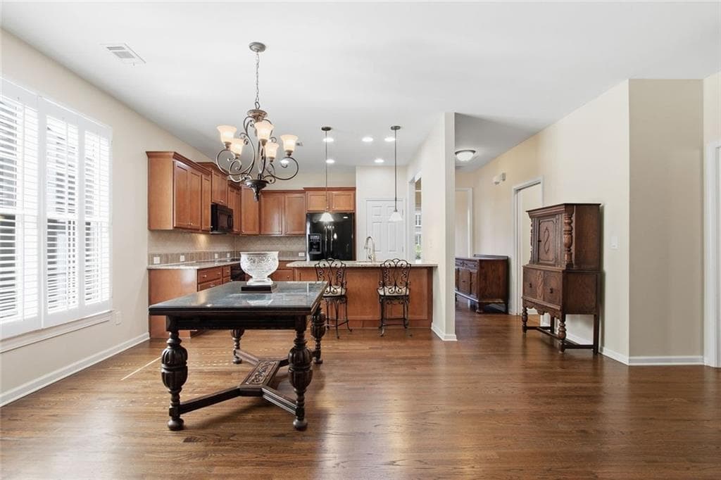 3 bedroom, 3 bathroom, 3,004 sq ft single family residence for sale at 125 Chestnut Drive, Canton, GA 30114 — photo 2