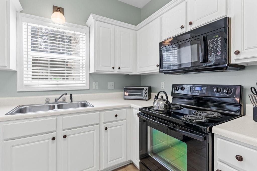 3 bedroom, 3 bathroom, 1,558 sq ft townhouse for sale at 3402 Town Square Drive 3, Kennesaw, GA 30144 — photo 10