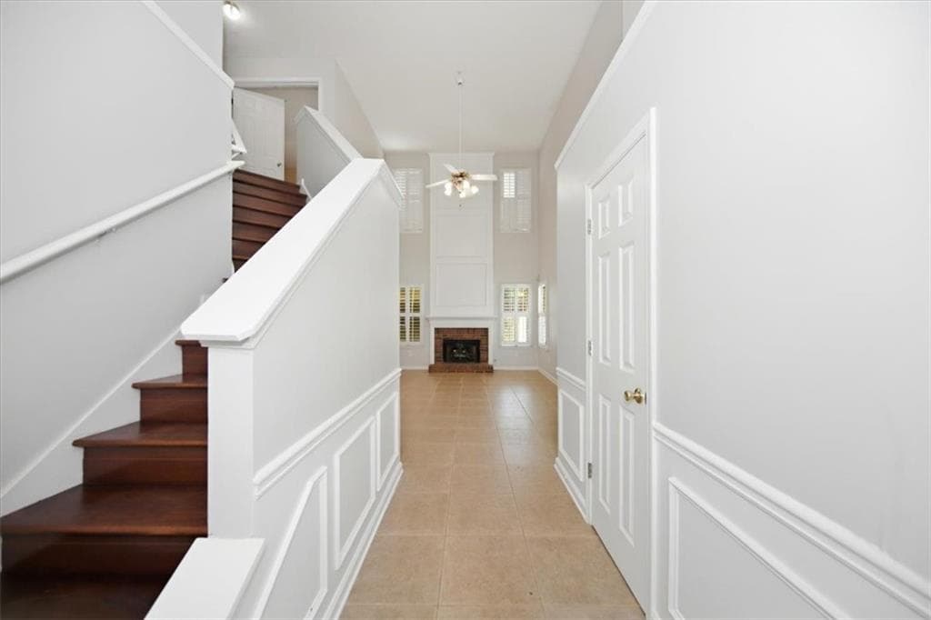3 bedroom, 3 bathroom, 2,136 sq ft single family residence for sale at 1312 Glenover Way, Marietta, GA 30062 — photo 4