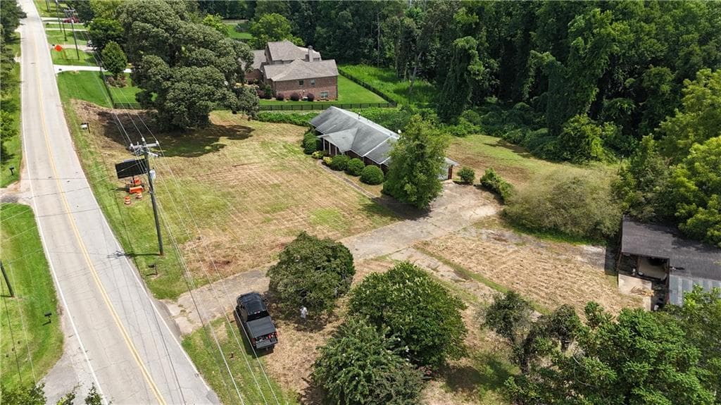 single family residence under contract at 2867 N Bogan Road, Buford, GA 30519 — photo 10