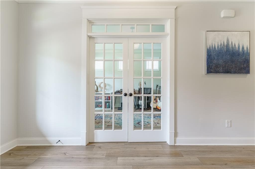 5 bedroom, 4 bathroom, 3,452 sq ft single family residence for sale at 4028 Brookmont, Auburn, GA 30011 — photo 10