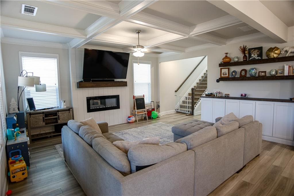 4 bedroom, 3 bathroom, 2,731 sq ft single family residence for rent at 5329 Fox Hill Lane, Oakwood, GA 30566 for $2,300 a month — photo 4