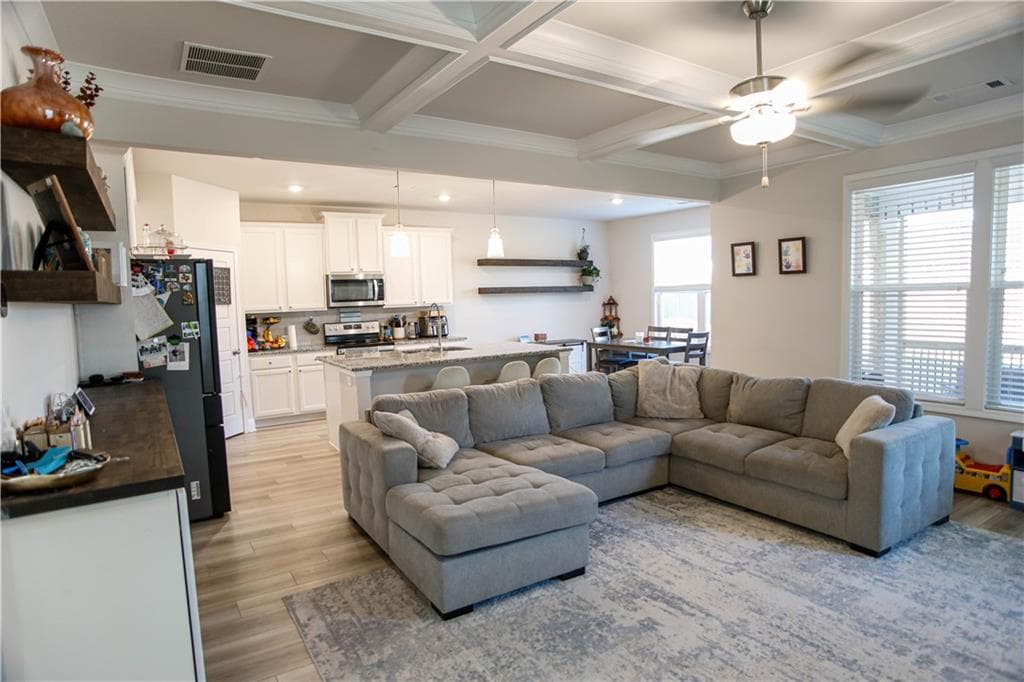 4 bedroom, 3 bathroom, 2,731 sq ft single family residence for rent at 5329 Fox Hill Lane, Oakwood, GA 30566 for $2,300 a month — photo 6