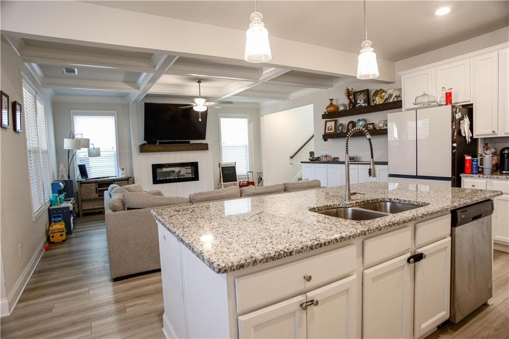 4 bedroom, 3 bathroom, 2,731 sq ft single family residence for rent at 5329 Fox Hill Lane, Oakwood, GA 30566 for $2,300 a month — photo 9