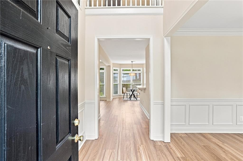 3 bedroom, 3 bathroom, 2,375 sq ft single family residence for sale at 2485 Chestnut Landing, Atlanta, GA 30360 — photo 2