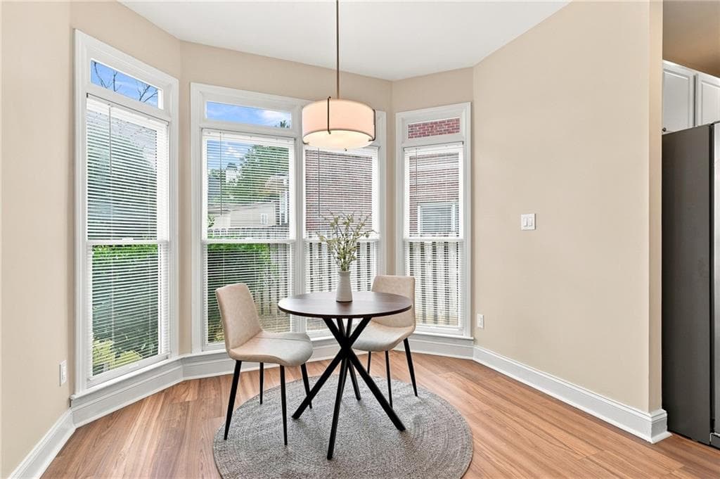 3 bedroom, 3 bathroom, 2,375 sq ft single family residence for sale at 2485 Chestnut Landing, Atlanta, GA 30360 — photo 9