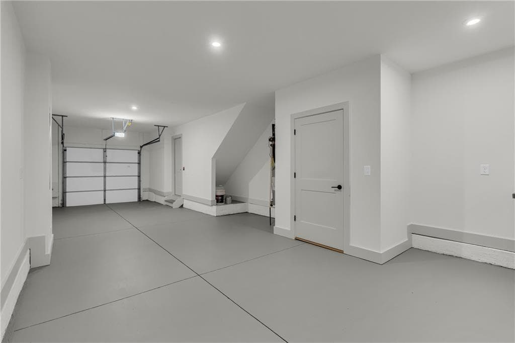 2 bedroom, 2 bathroom, 1,200 sq ft townhouse for rent at 162 CHESTNUT Circle 76, Atlanta, GA 30342 for $3,795 a month — photo 10