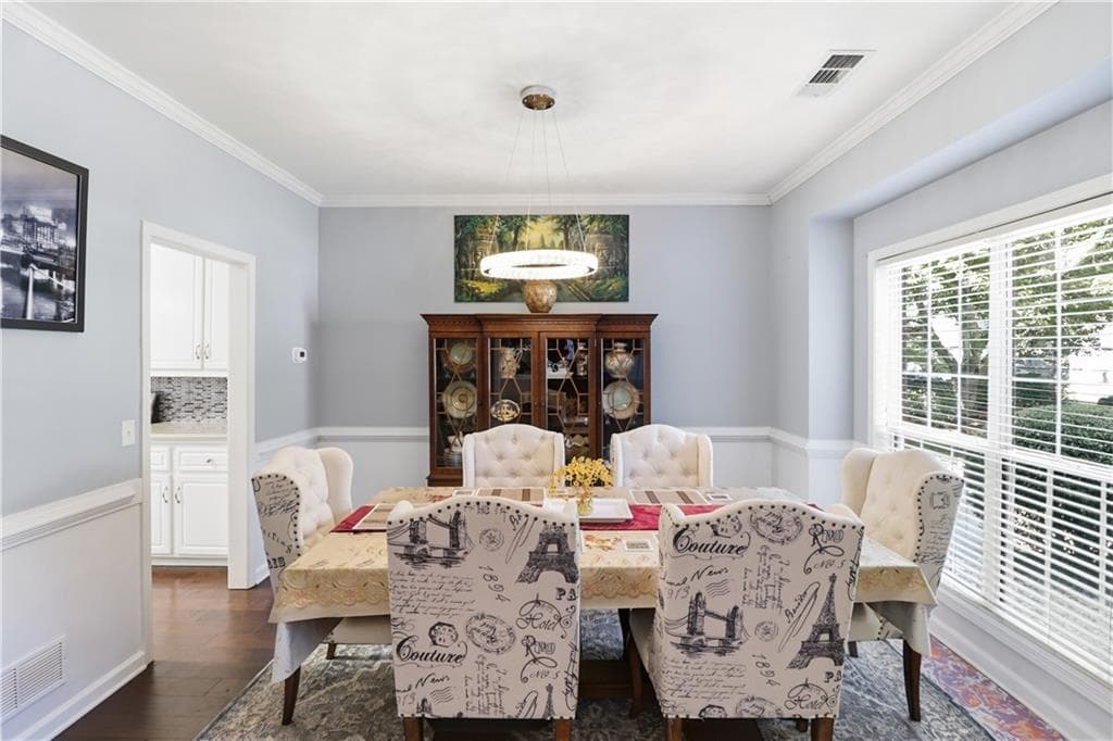 4 bedroom, 3 bathroom, 2,553 sq ft single family residence for sale at 108 Township Court, Woodstock, GA 30189 — photo 3