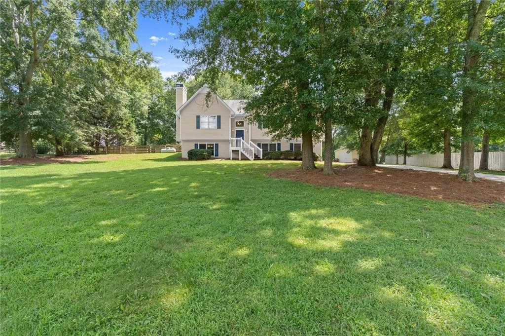 3 bedroom, 3 bathroom, 2,032 sq ft single family residence for sale at 265 Sycamore Drive, Canton, GA 30115 — photo 2