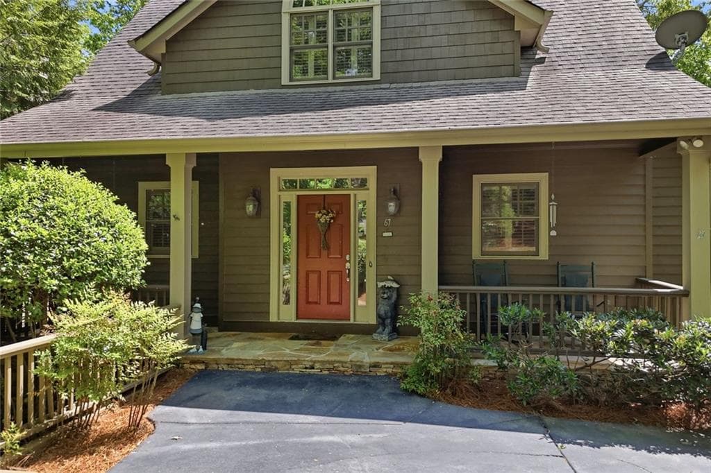 4 bedroom, 4 bathroom, 2,476 sq ft single family residence under contract at 67 Chestnut Knoll Court, Jasper, GA 30143 — photo 2