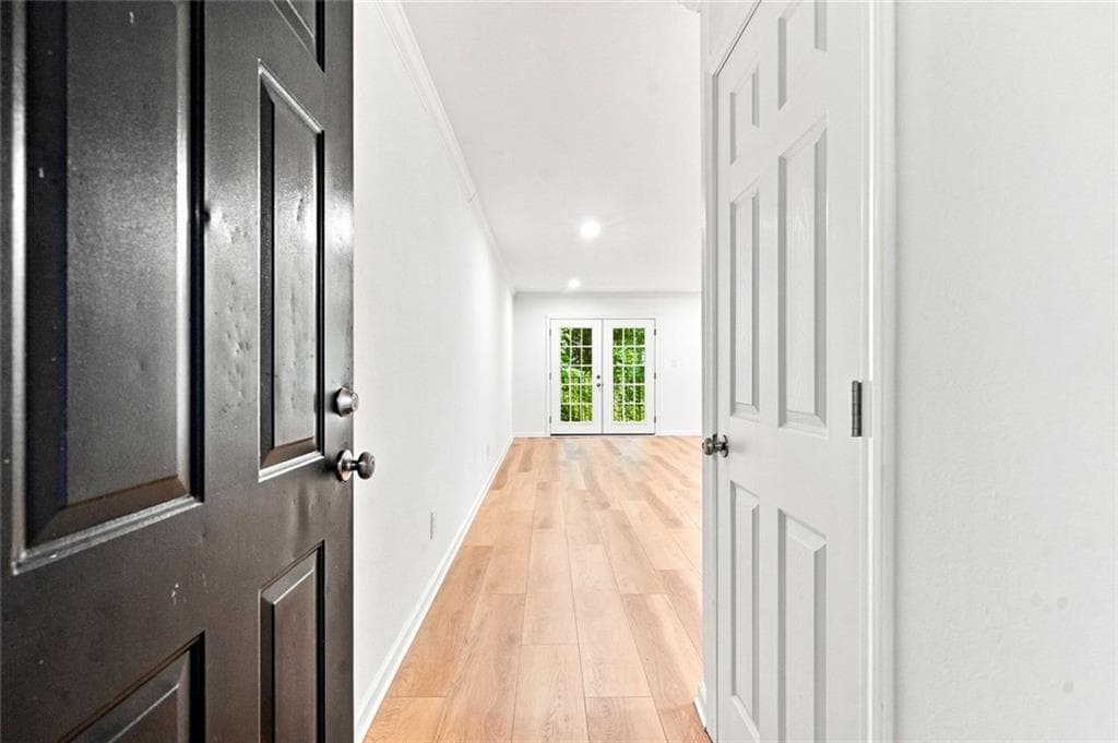 3 bedroom, 2 bathroom, 1,203 sq ft condominium for rent at 5095 Roswell Road 203, Sandy Springs, GA 30342 for $2,200 a month — photo 2