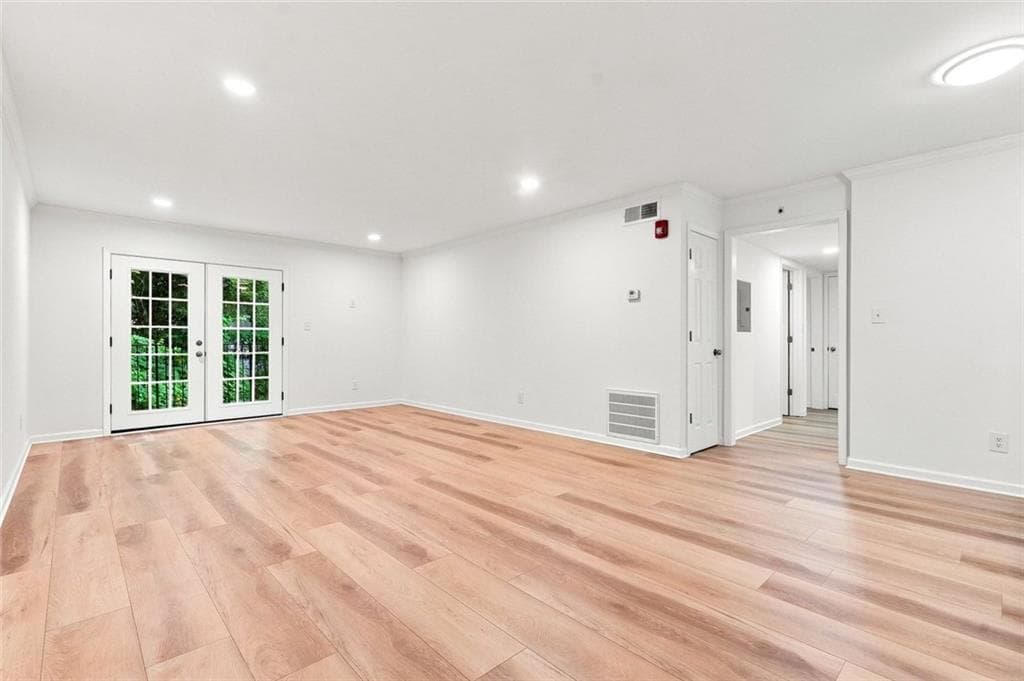 3 bedroom, 2 bathroom, 1,203 sq ft condominium for rent at 5095 Roswell Road 203, Sandy Springs, GA 30342 for $2,200 a month — photo 4