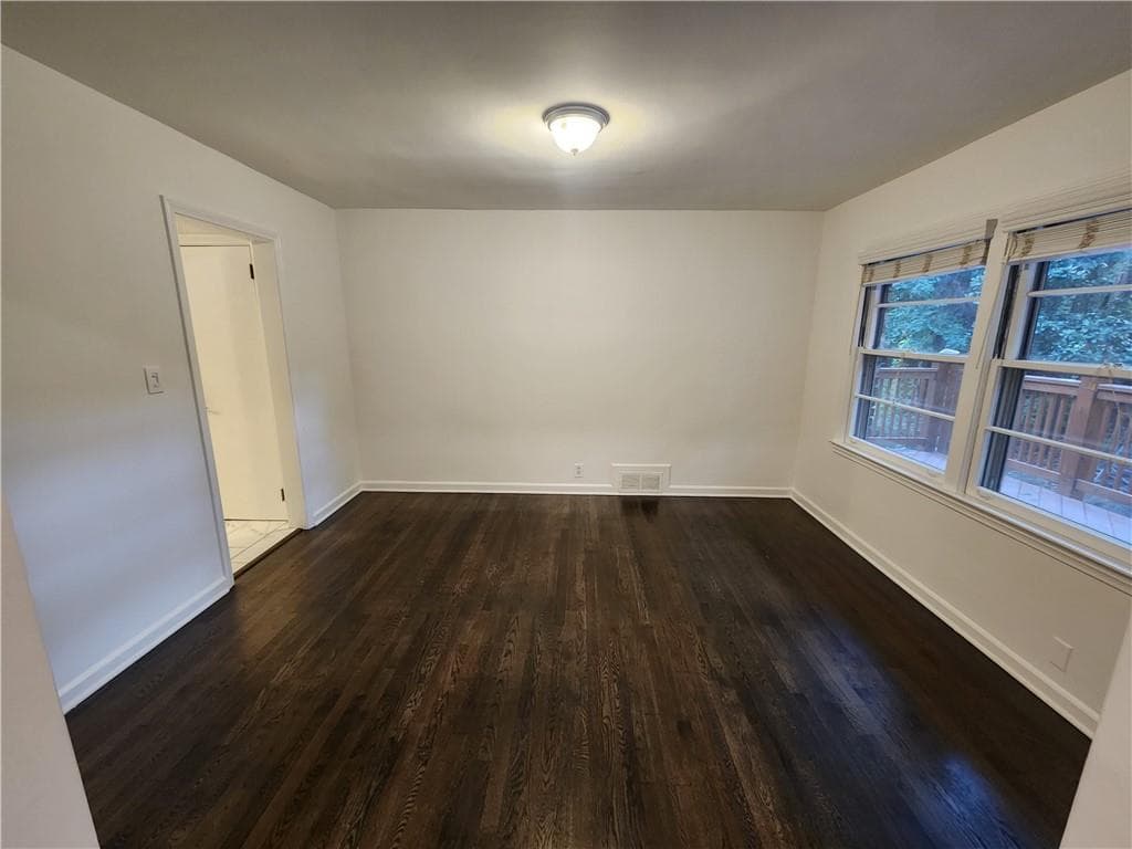 3 bedroom, 2 bathroom, 2,006 sq ft single family residence for rent at 2348 Clairmont Road, Atlanta, GA 30329 for $2,495 a month — photo 6