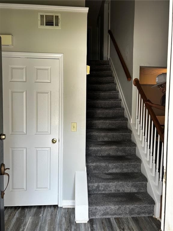 3 bedroom, 3 bathroom, 2,060 sq ft single family residence for sale at 4949 Penscot Way, Stone Mountain, GA 30088 — photo 4