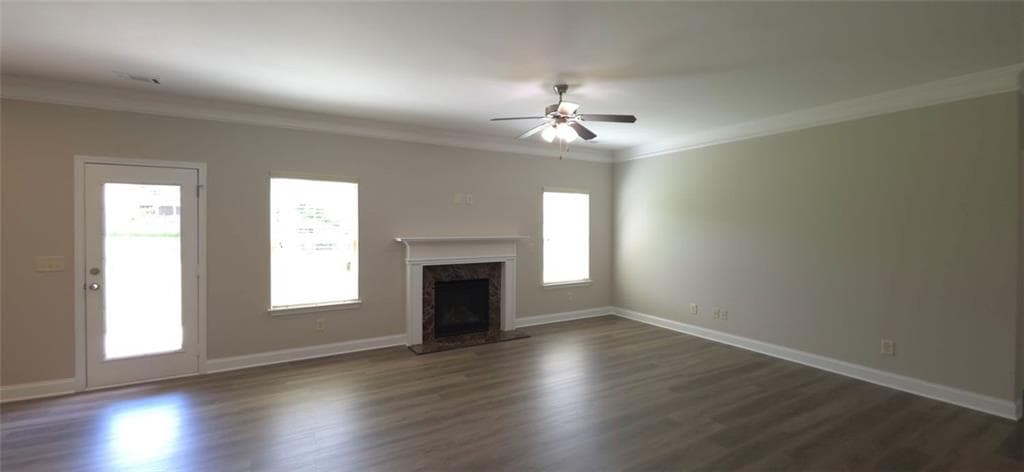5 bedroom, 3 bathroom, 3,074 sq ft single family residence for rent at 936 Tama Hill Court, Auburn, GA 30011 for $2,595 a month — photo 4