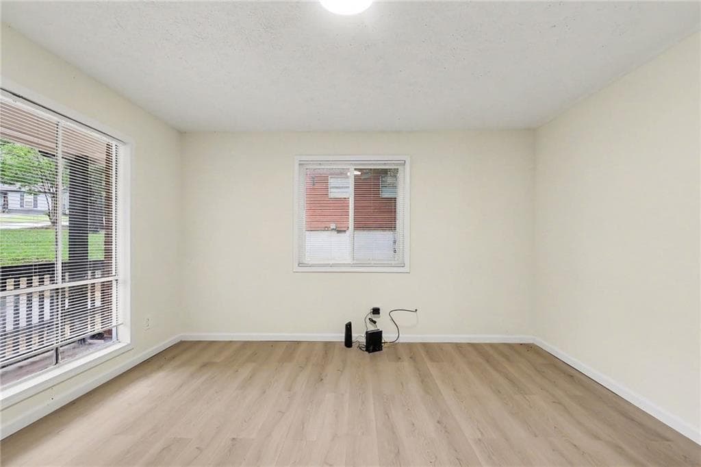 3 bedroom, 1 bathroom, 1,080 sq ft single family residence for sale at 6186 Green Acres Drive, Covington, GA 30014 — photo 6