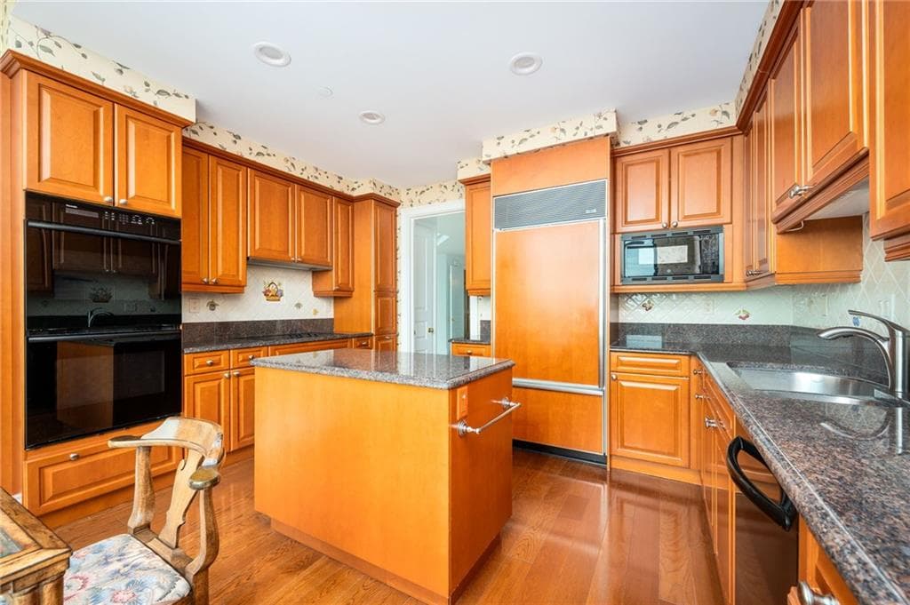 2 bedroom, 3 bathroom, 2,262 sq ft condominium for sale at 750 Park Avenue 21E, Atlanta, GA 30326 — photo 8