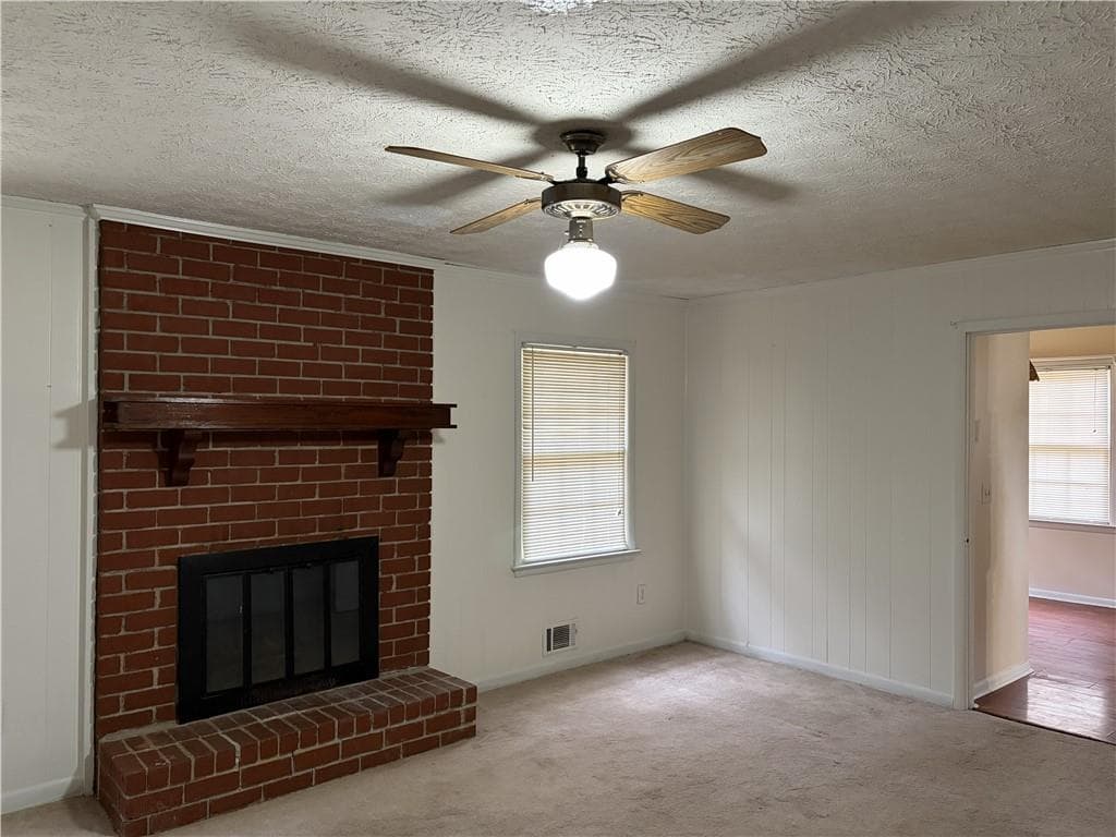 5 bedroom, 3 bathroom, 2,561 sq ft single family residence for rent at 5252 Enchanted Cove, Lilburn, GA 30047 for $2,500 a month — photo 2