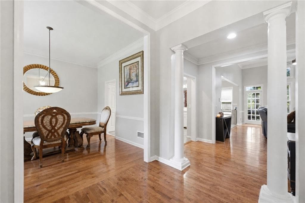 5 bedroom, 4 bathroom, 4,212 sq ft single family residence under contract at 285 Merritt Drive, Lawrenceville, GA 30044 — photo 4