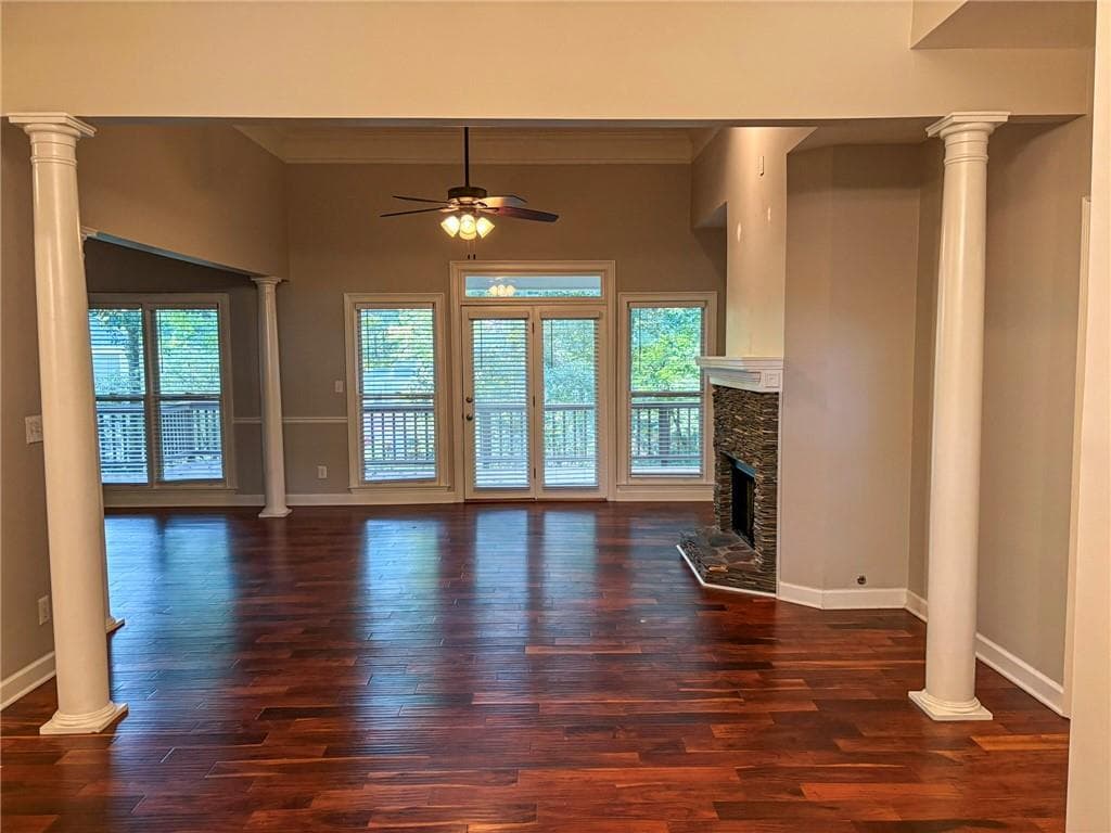 5 bedroom, 4 bathroom, 3,884 sq ft single family residence for sale at 100 Wyngate Drive, Newnan, GA 30265 — photo 3