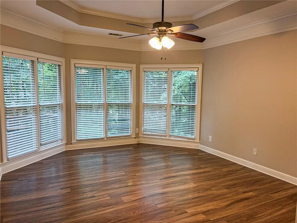 5 bedroom, 4 bathroom, 3,884 sq ft single family residence for sale at 100 Wyngate Drive, Newnan, GA 30265 — photo 10