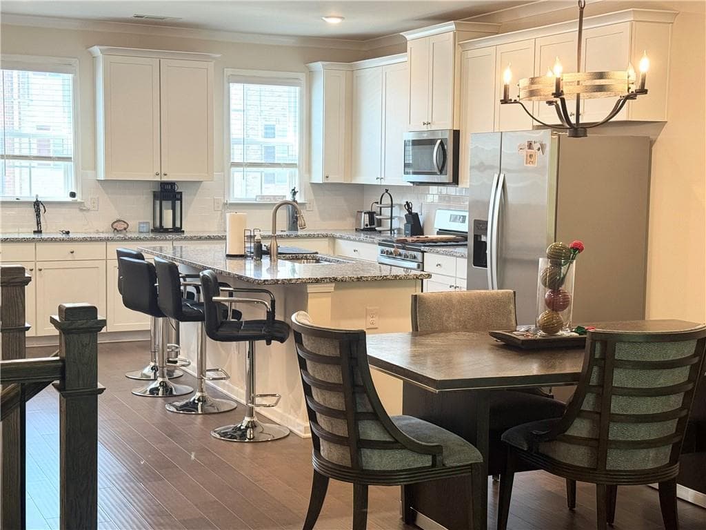 4 bedroom, 4 bathroom, 2,400 sq ft townhouse for sale at 3025 Westpoint Circle, Snellville, GA 30078 — photo 6