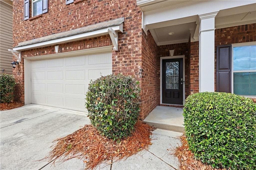 5 bedroom, 3 bathroom, 2,814 sq ft single family residence for sale at 4110 Granby Circle, Cumming, GA 30041 — photo 6