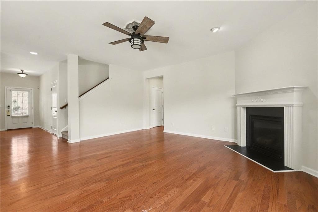 5 bedroom, 3 bathroom, 2,814 sq ft single family residence for sale at 4110 Granby Circle, Cumming, GA 30041 — photo 8