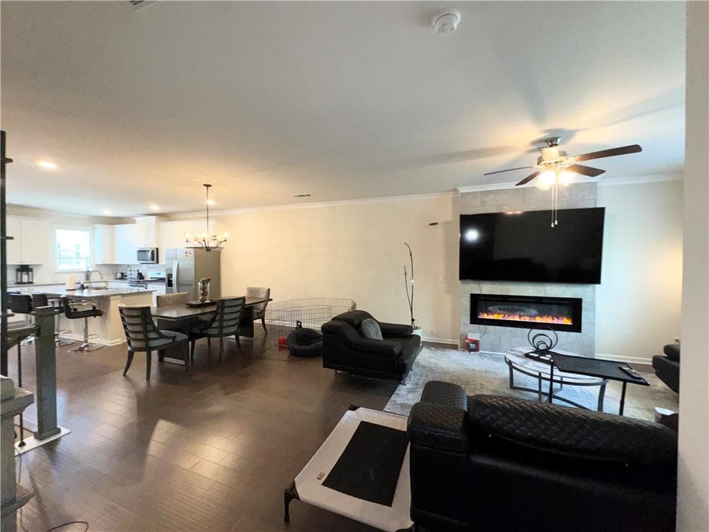 4 bedroom, 4 bathroom, 2,400 sq ft townhouse for sale at 3025 Westpoint Circle, Snellville, GA 30078 — photo 10