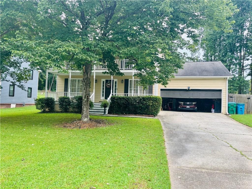 3 bedroom, 3 bathroom, 2,500 sq ft single family residence for sale at 2940 Spring Ridge Circle, Snellville, GA 30039 — photo 2