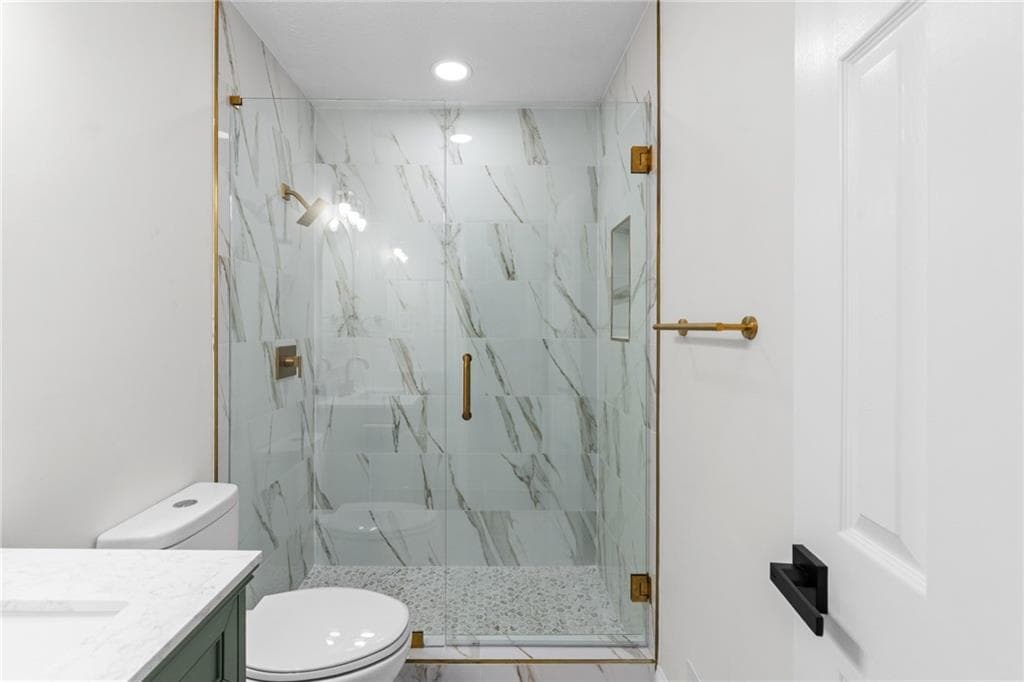 3 bedroom, 2 bathroom, 1,560 sq ft single family residence for sale at 3214 Kimberly Woods Court, Lilburn, GA 30047 — photo 10
