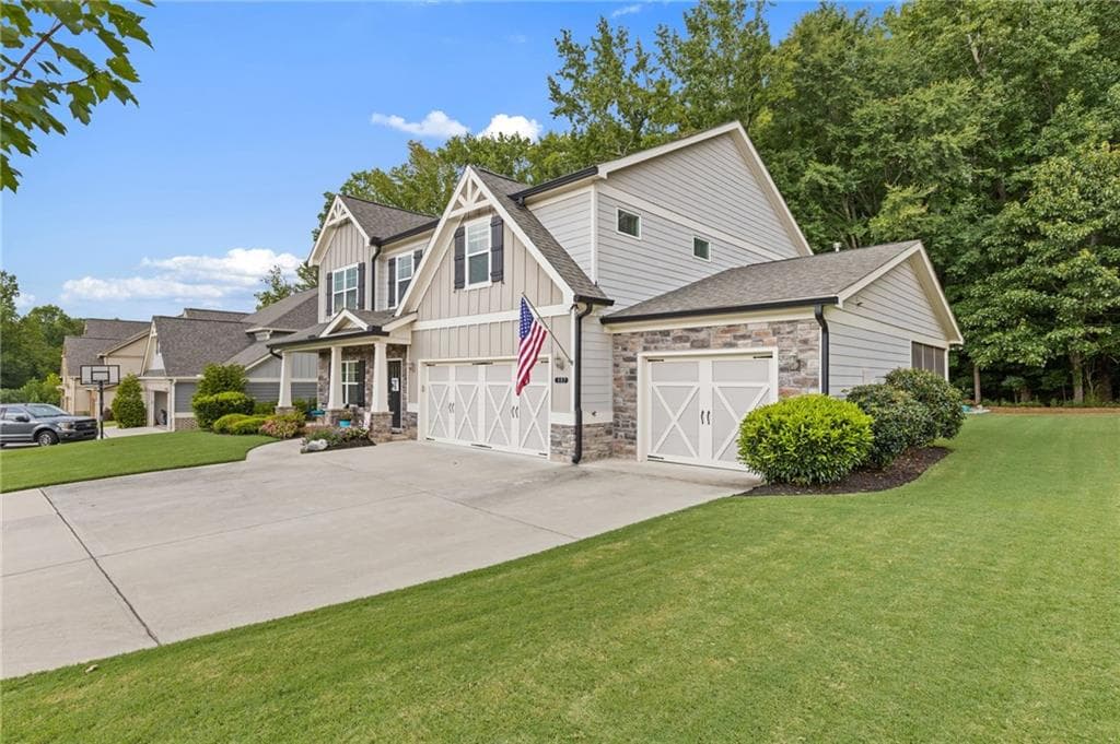 4 bedroom, 4 bathroom, 2,803 sq ft single family residence for sale at 557 Rocky Springs Drive, Jefferson, GA 30549 — photo 2