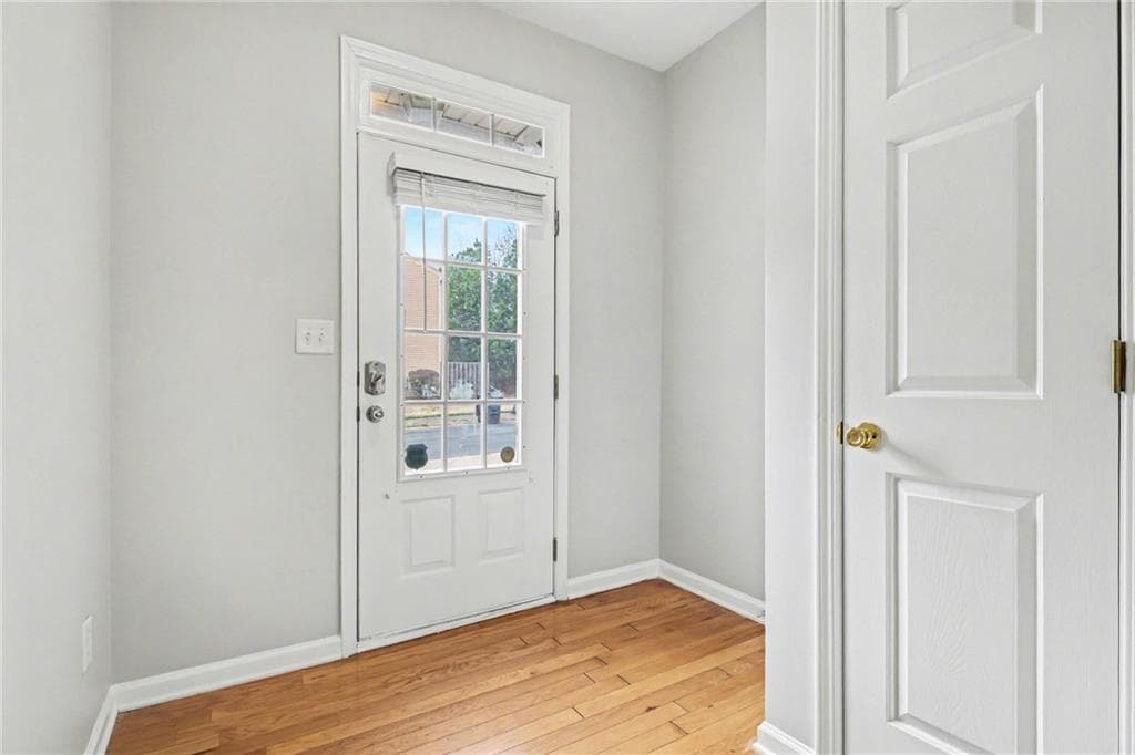 2 bedroom, 3 bathroom, 1,708 sq ft townhouse for sale at 3142 Creston Park Court, Duluth, GA 30096 — photo 9