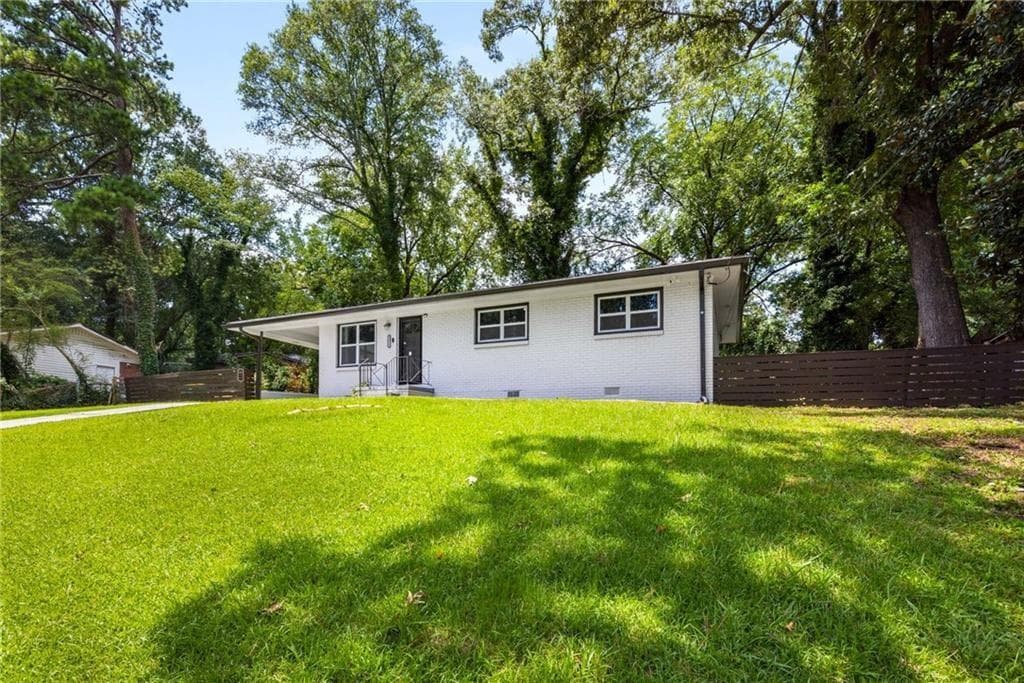 3 bedroom, 2 bathroom, 1,092 sq ft single family residence for sale at 4317 Brookside Drive, Forest Park, GA 30297 — photo 3