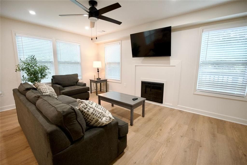3 bedroom, 2 bathroom, 1,801 sq ft single family residence for sale at 3148 Church Street, Atlanta, GA 30344 — photo 7