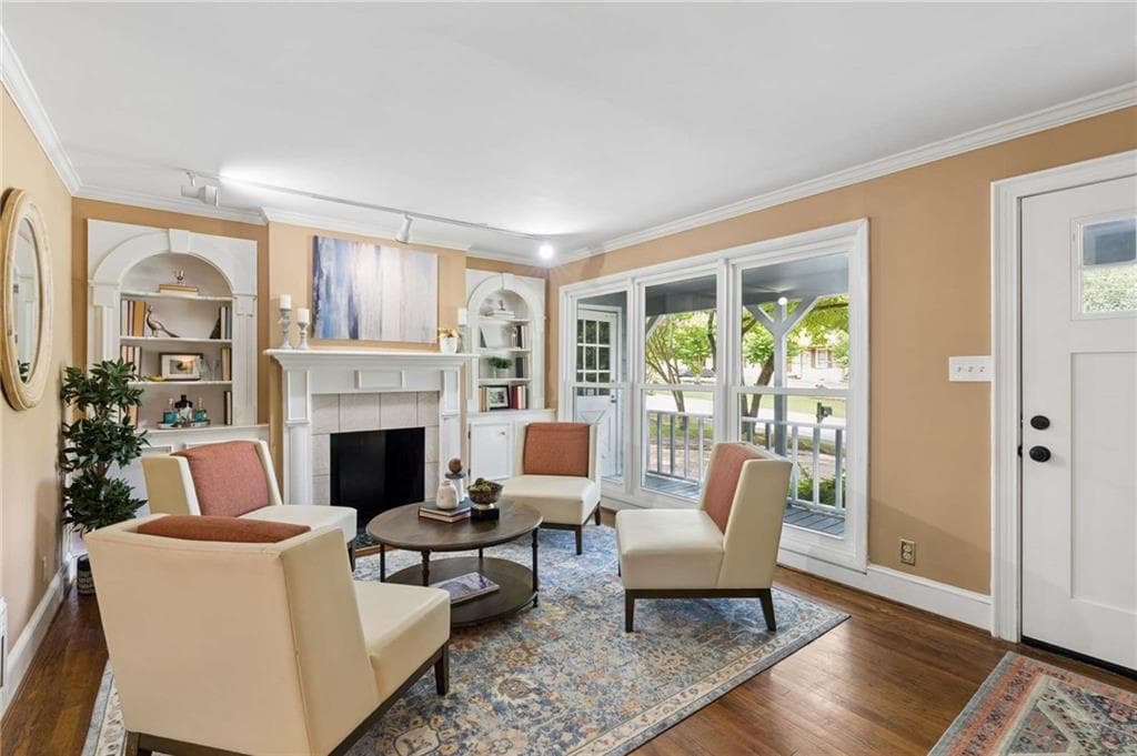 3 bedroom, 2 bathroom, 1,957 sq ft single family residence for sale at 528 Powder Springs Street, Smyrna, GA 30082 — photo 5