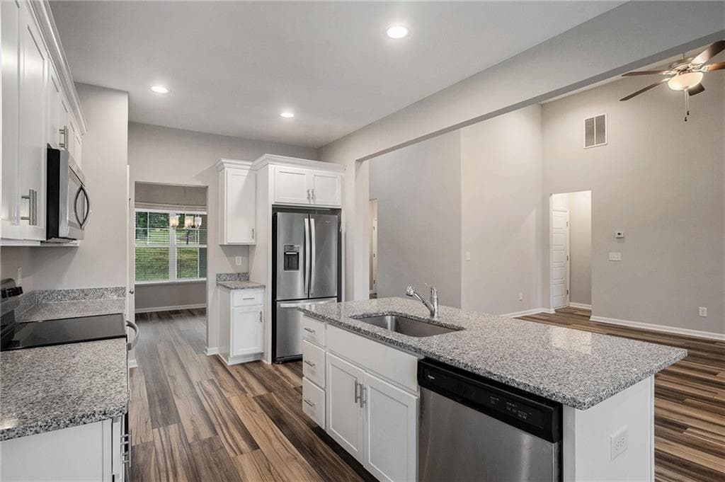 3 bedroom, 2 bathroom, 1,808 sq ft single family residence under contract at 144 Chestnut Trail, Commerce, GA 30529 — photo 10