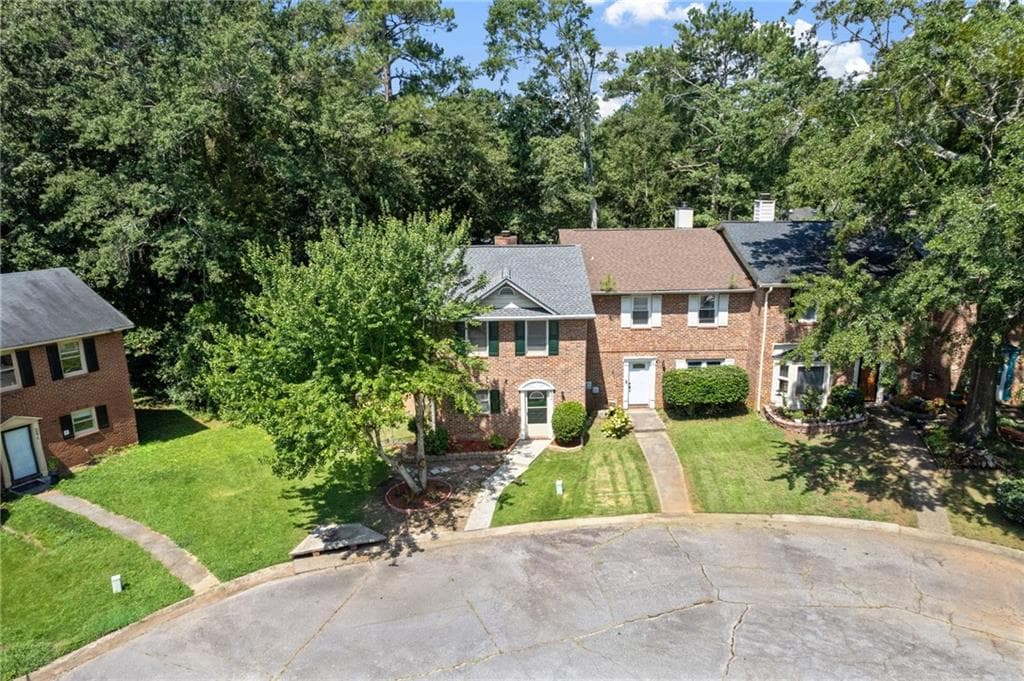 2 bedroom, 3 bathroom, 1,280 sq ft townhouse for sale at 5278 Oakridge Drive, Stone Mountain, GA 30083 — photo 3
