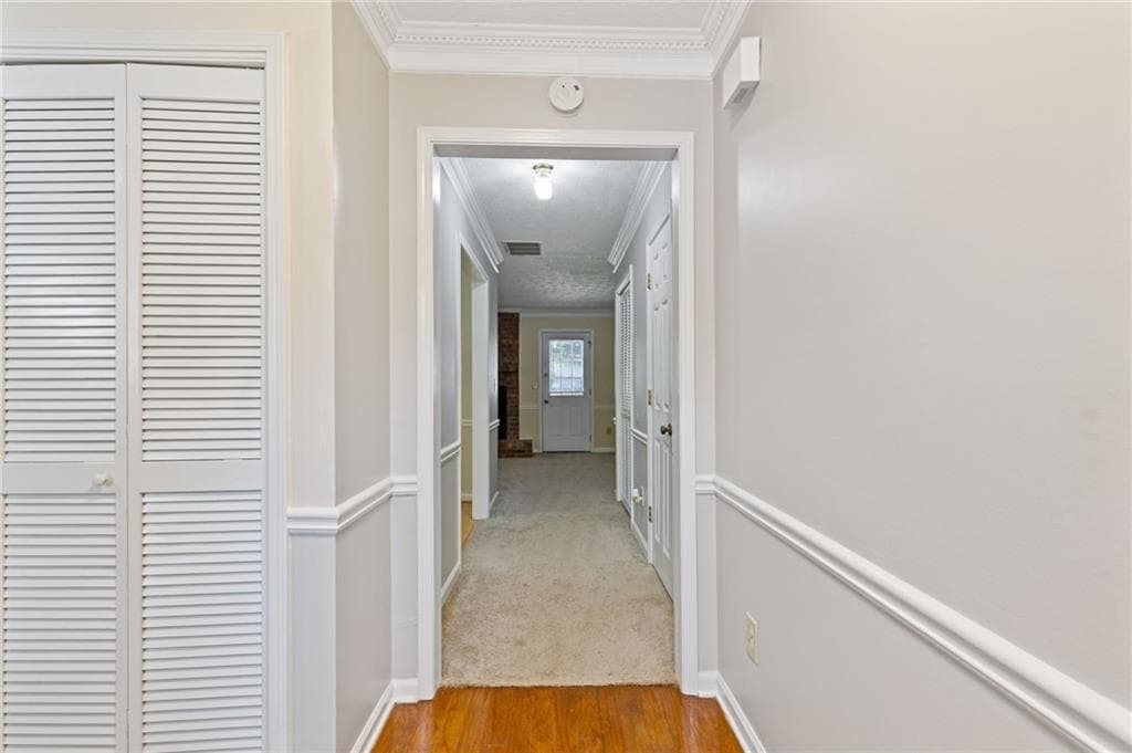 2 bedroom, 3 bathroom, 1,280 sq ft townhouse for sale at 5278 Oakridge Drive, Stone Mountain, GA 30083 — photo 5