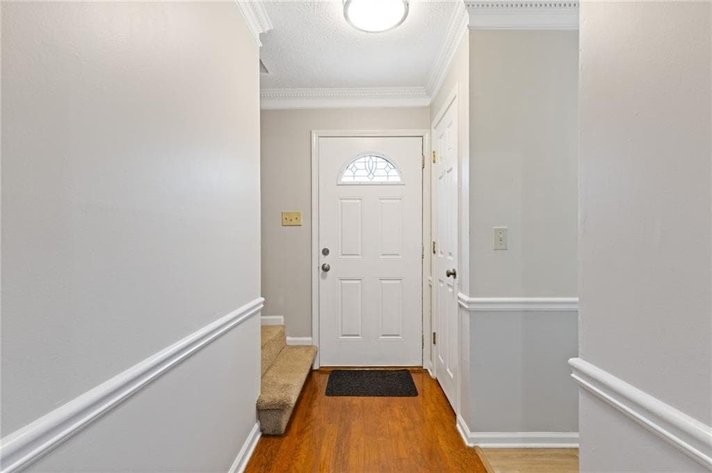 2 bedroom, 3 bathroom, 1,280 sq ft townhouse for sale at 5278 Oakridge Drive, Stone Mountain, GA 30083 — photo 6