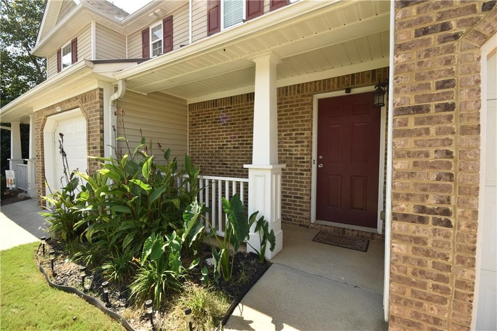 2 bedroom, 2 bathroom, 1,317 sq ft townhouse for sale at 103 Fox Creek Drive, Woodstock, GA 30188 — photo 2