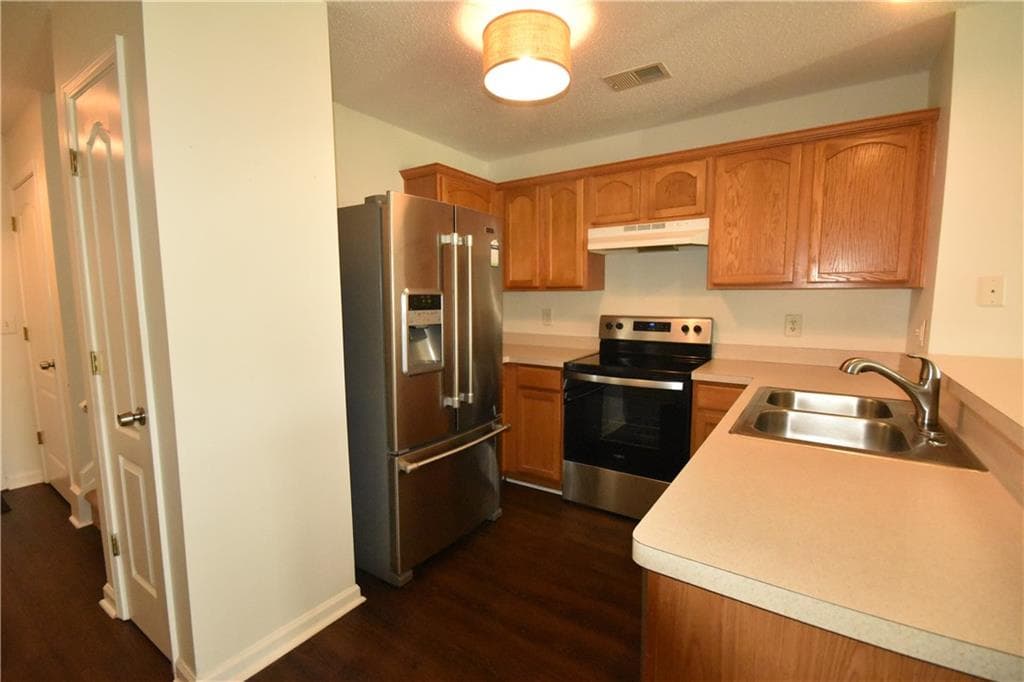 2 bedroom, 2 bathroom, 1,317 sq ft townhouse for sale at 103 Fox Creek Drive, Woodstock, GA 30188 — photo 5