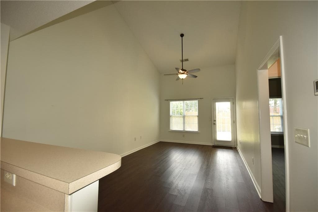 2 bedroom, 2 bathroom, 1,317 sq ft townhouse for sale at 103 Fox Creek Drive, Woodstock, GA 30188 — photo 7