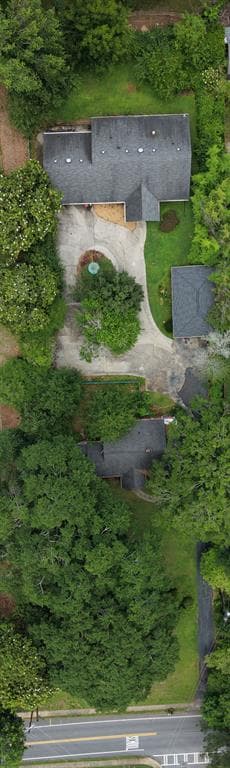 4 bedroom, 3 bathroom, 2,851 sq ft single family residence under contract at 1931 Brockett Road, Tucker, GA 30084 — photo 3