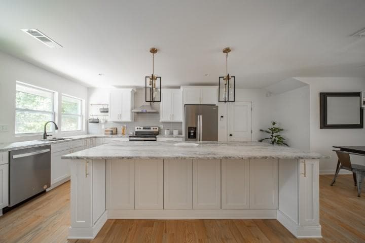 4 bedroom, 3 bathroom, 3,107 sq ft single family residence for rent at 3154 N Druid Hills Road, Decatur, GA 30033 for $5,100 a month — photo 10