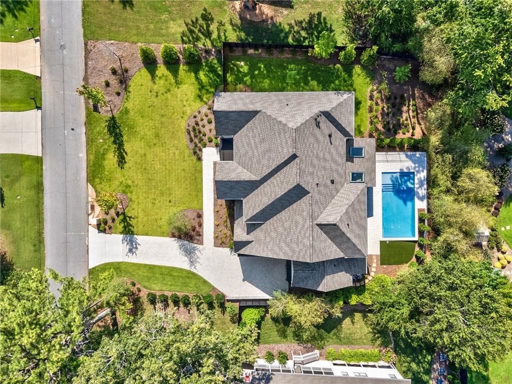 6 bedroom, 9 bathroom, 7,707 sq ft single family residence for sale at 179 Meadow Dr, Alpharetta, GA 30009 — photo 3