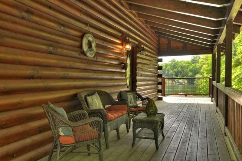 4 bedroom, 3 bathroom, 3,048 sq ft single family residence for sale at 67 Lakeshore Drive, Blairsville, GA 30512 — photo 5