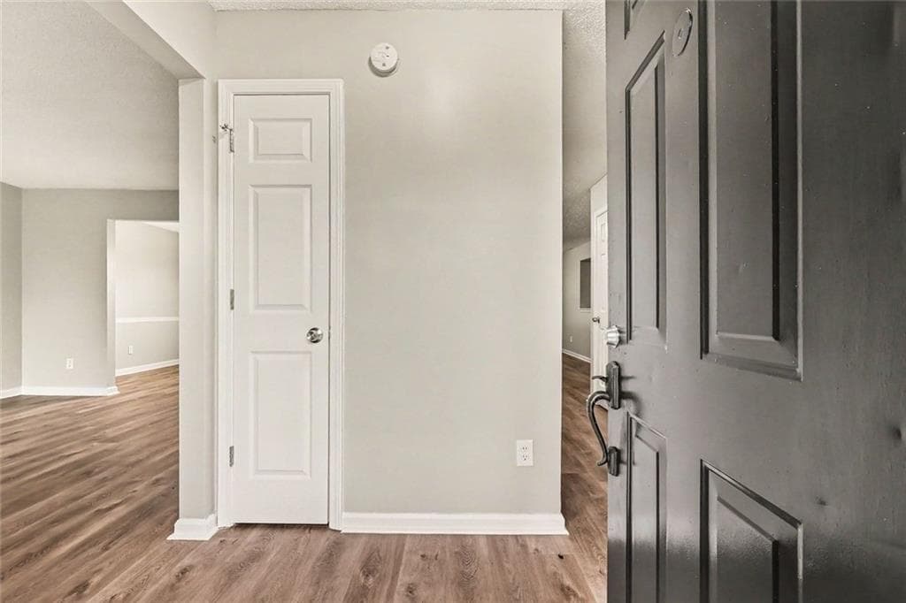 4 bedroom, 3 bathroom, 2,254 sq ft single family residence for sale at 1298 Berryhill Drive, Lithonia, GA 30058 — photo 4