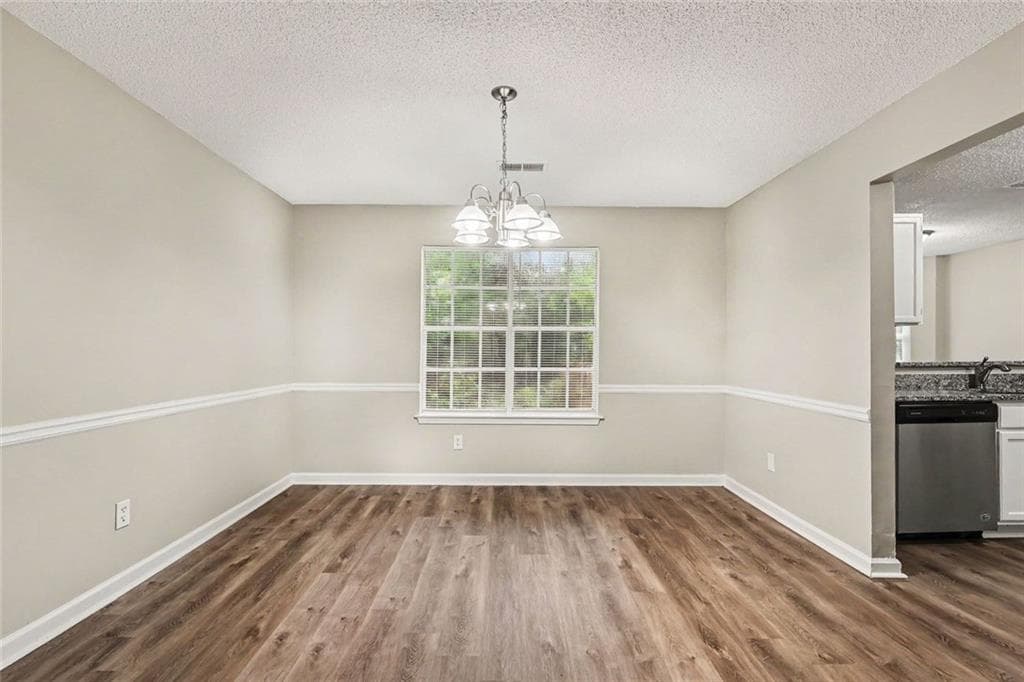 4 bedroom, 3 bathroom, 2,254 sq ft single family residence for sale at 1298 Berryhill Drive, Lithonia, GA 30058 — photo 7