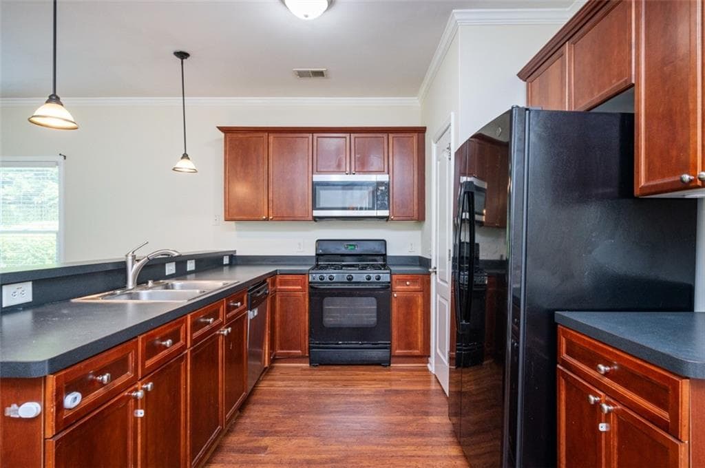 3 bedroom, 3 bathroom, 1,880 sq ft townhouse for sale at 100 Red Barn Lane, Acworth, GA 30102 — photo 10
